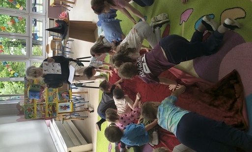 Zdjęcie do Wizyta Pani Katarzyny Raczyńskiej z biblioteki